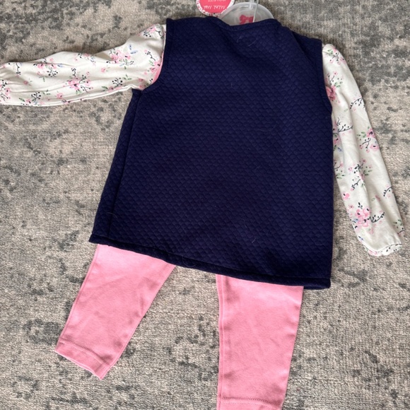 Baby girl pant, shirt and vest set NWT Size 12-18 months - Picture 3 of 3